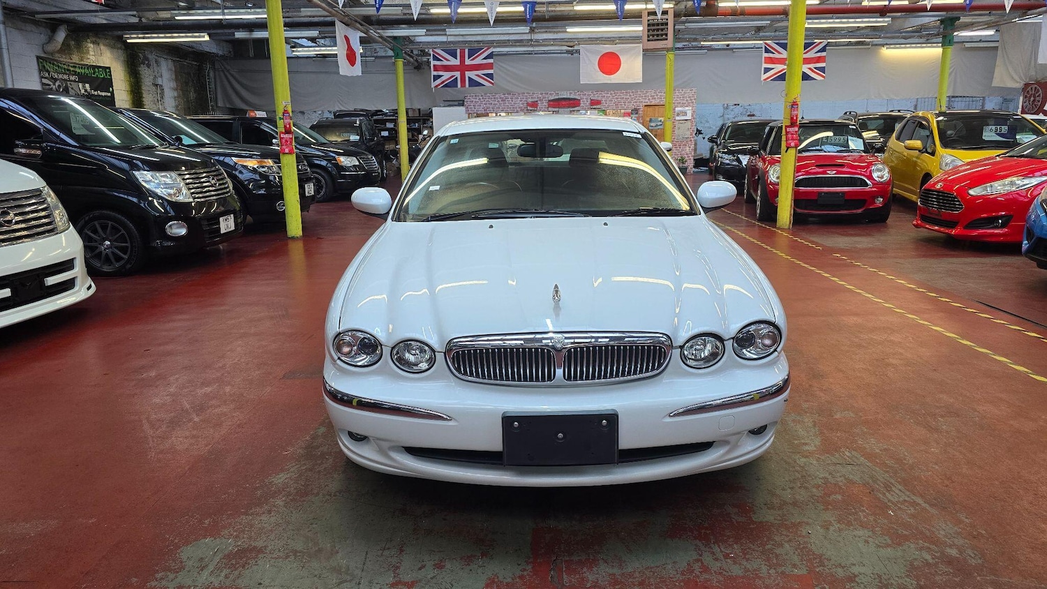 Used Jaguar X-Type 2025 for sale - 77454865: Photo 2