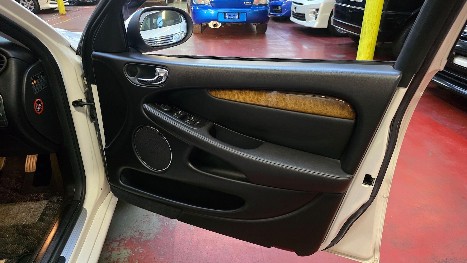 Used Jaguar X-Type 2025 for sale - 77454865: Photo 28