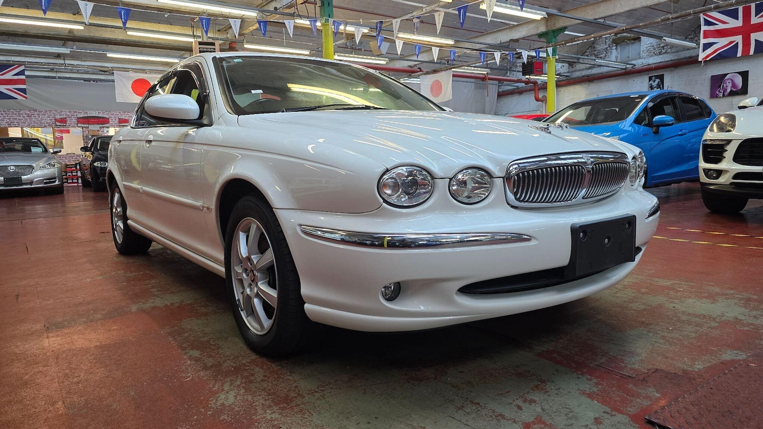Used Jaguar X-Type 2025 for sale - 77454865: Photo 36