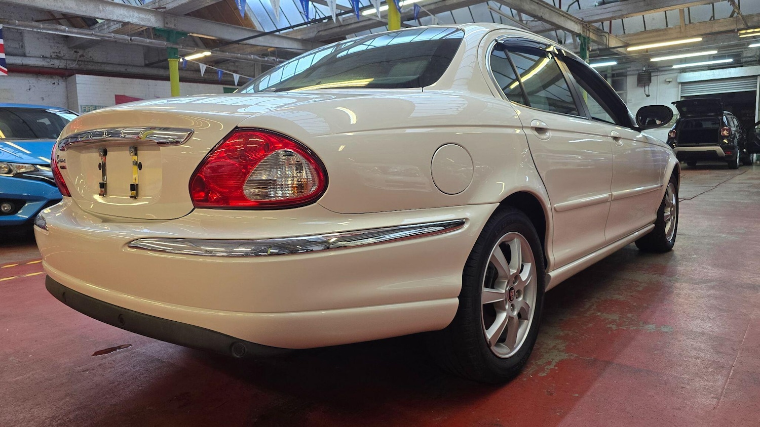 Used Jaguar X-Type 2025 for sale - 77454865: Photo 39