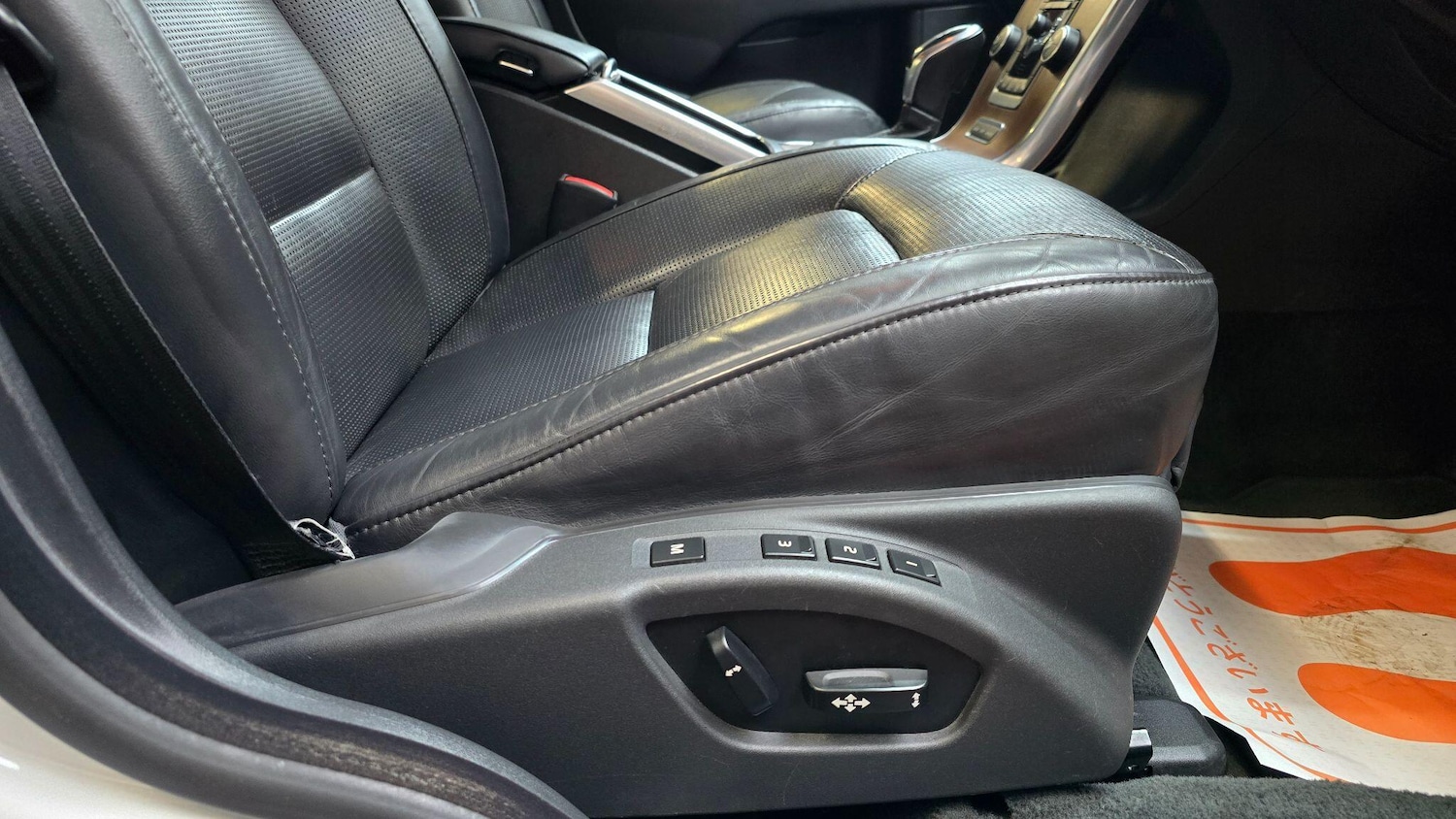 Used Volvo S80 for sale - 77131588: Photo 17