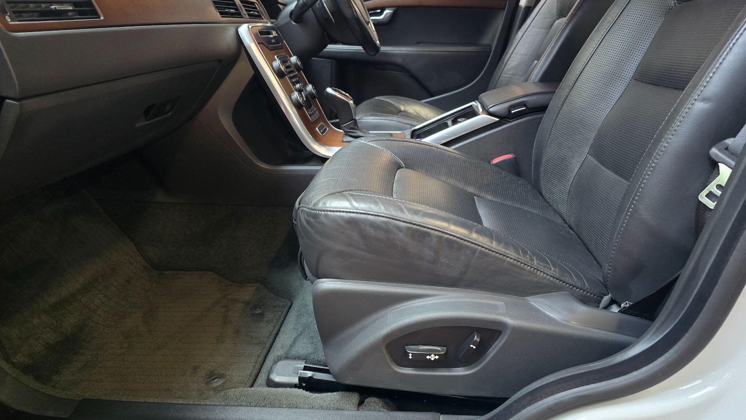 Used Volvo S80 for sale - 77131588: Photo 18