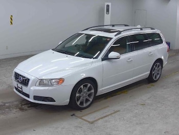 Used Volvo V70 2010 for sale - 76457294: Photo