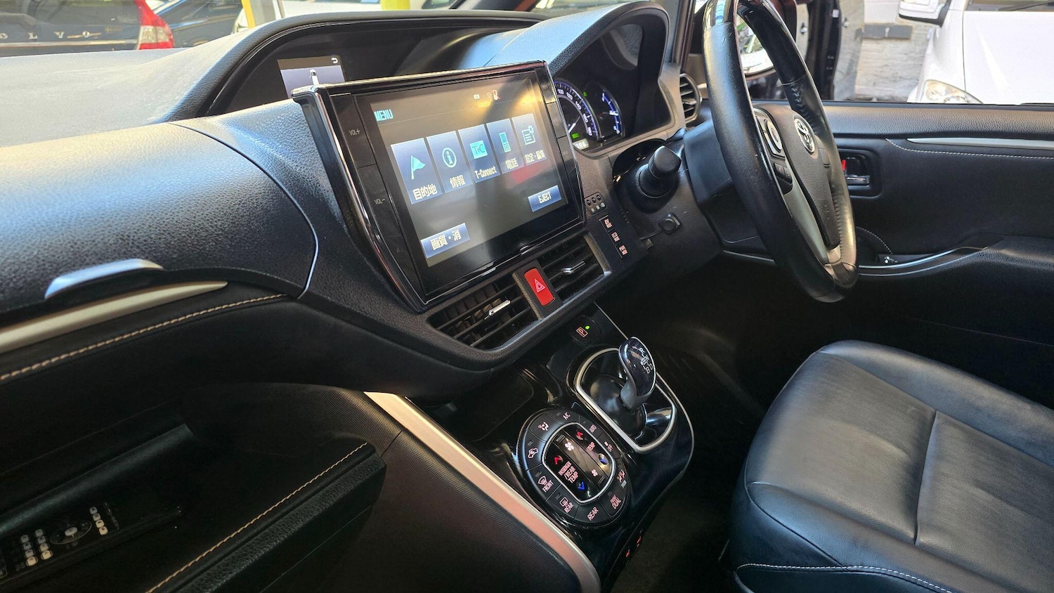 Used Toyota Voxy for sale - 77737447: Photo 15