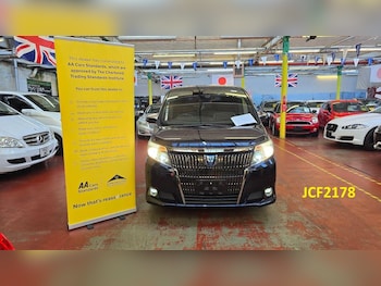 Used Toyota Voxy 2016 for sale - 77737447: Photo