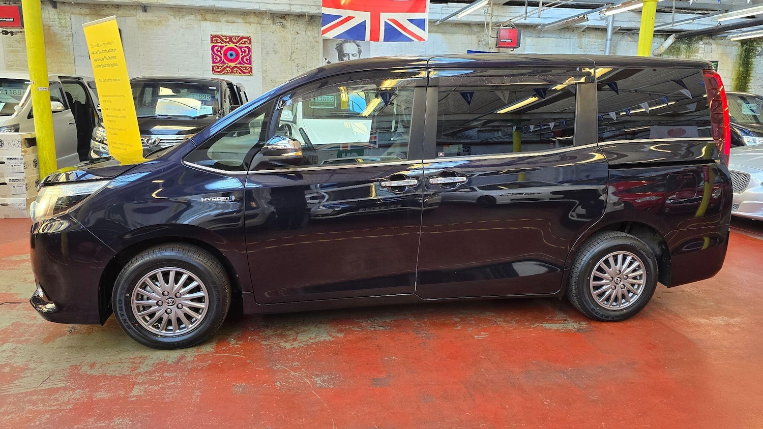 Used Toyota Voxy for sale - 77737447: Photo 36