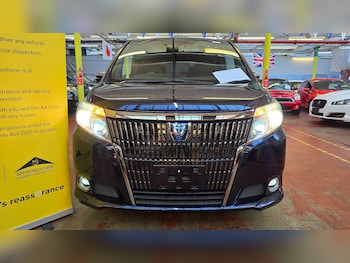 Used Toyota Voxy 2016 for sale - 77737447: Photo