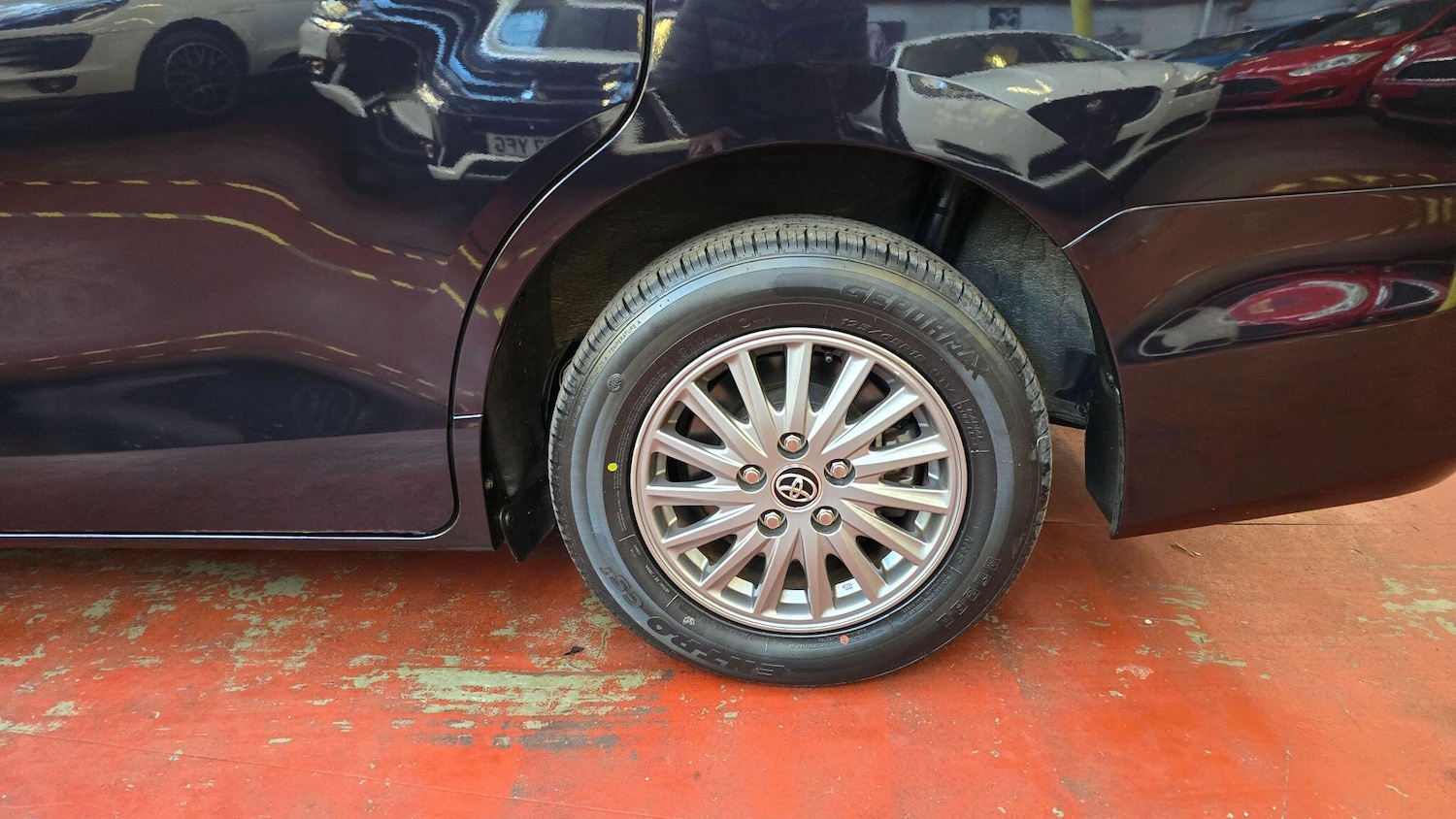 Used Toyota Voxy for sale - 77737447: Photo 42