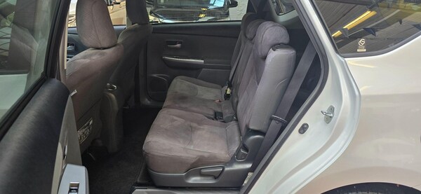 Used Toyota Prius+ 2011 for sale - 75023056: Photo 11