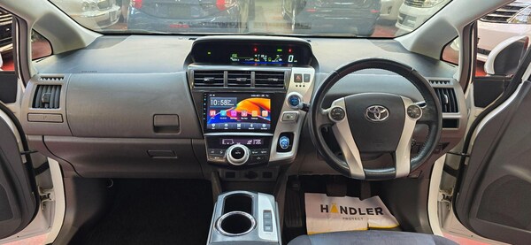 Used Toyota Prius+ 2011 for sale - 75023056: Photo 25