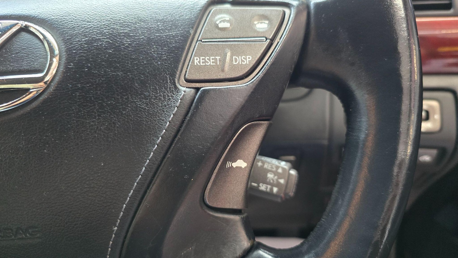 Used Lexus LS 2024 for sale - 76989340: Photo 13