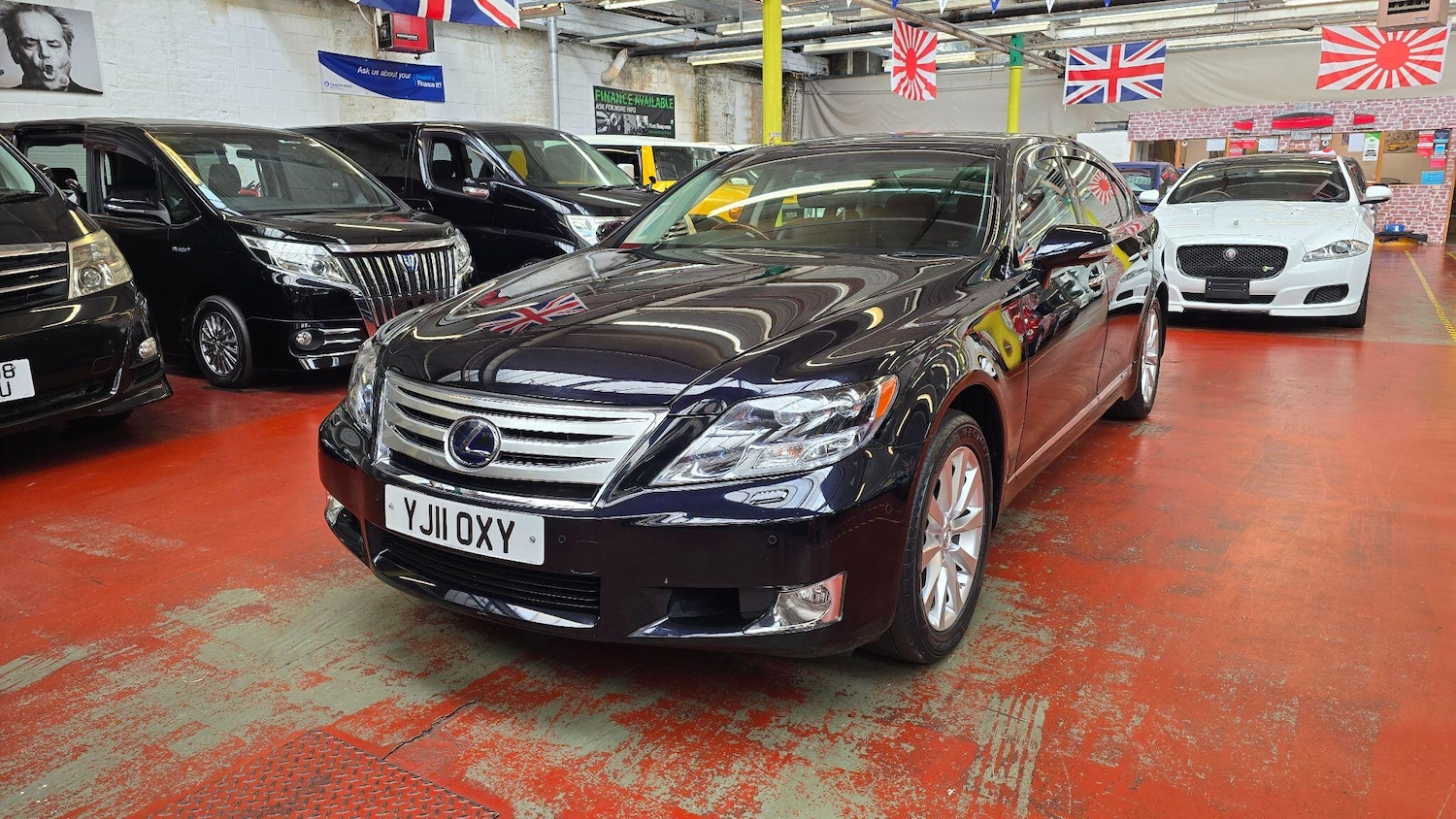 Used Lexus LS 2024 for sale - 76989340: Photo 32