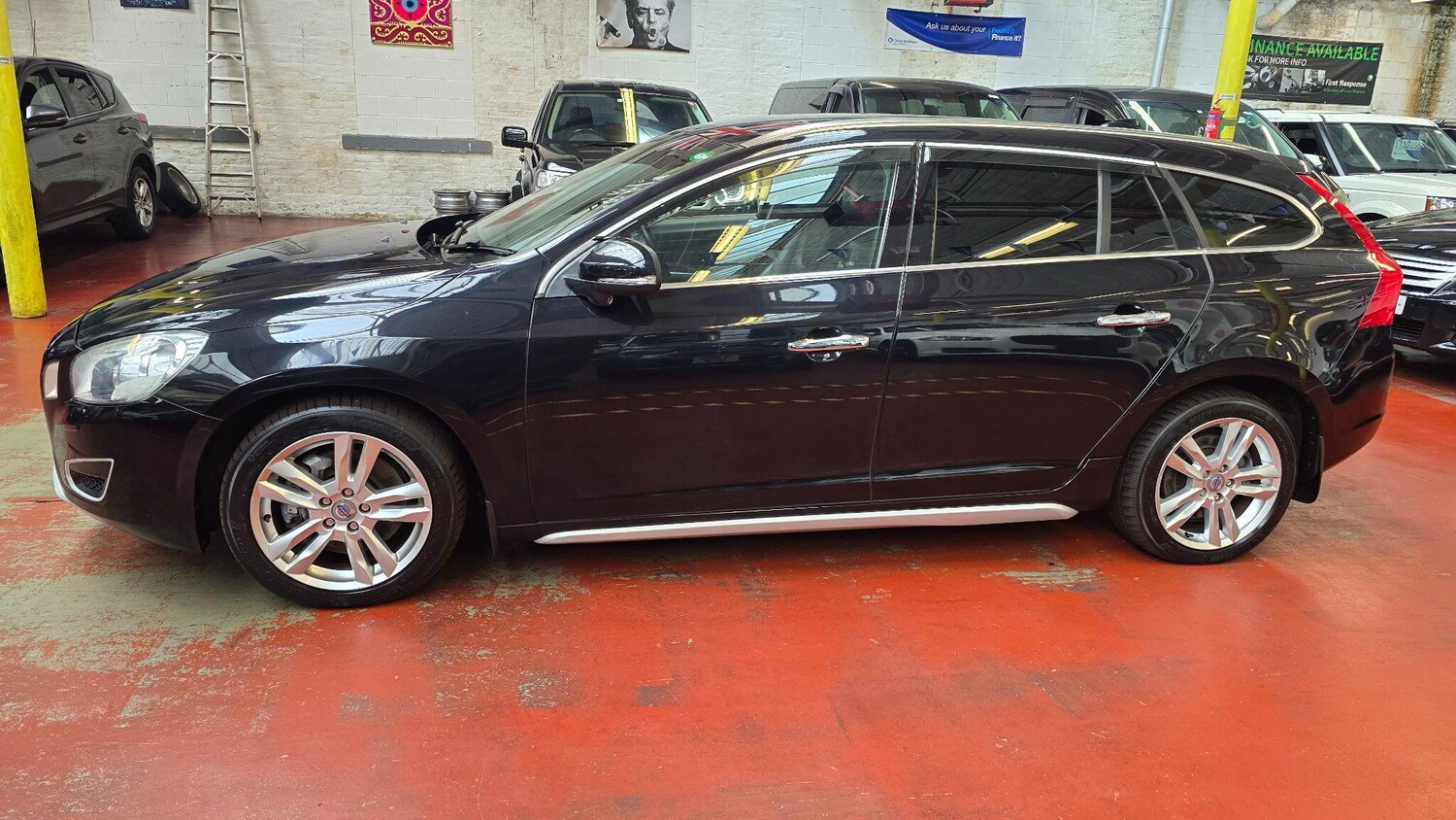Used Volvo V60 2025 for sale - 77478709: Photo 39
