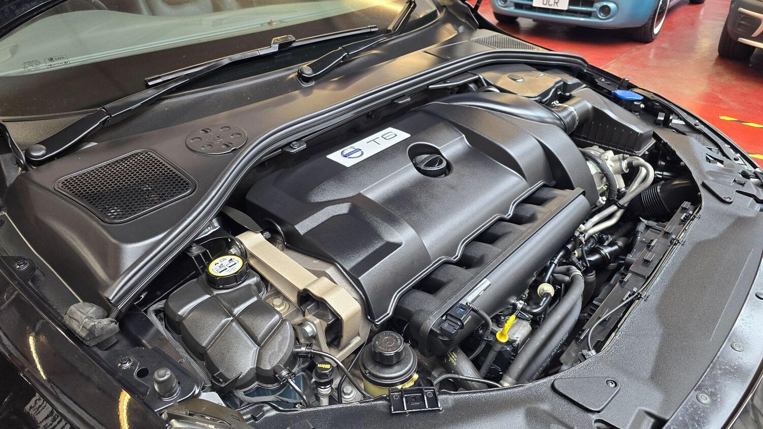 Used Volvo V60 2025 for sale - 77478709: Photo 41