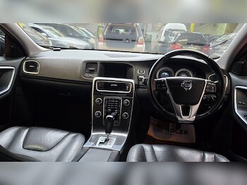 Used Volvo V60 2011 for sale - 77478709: Photo