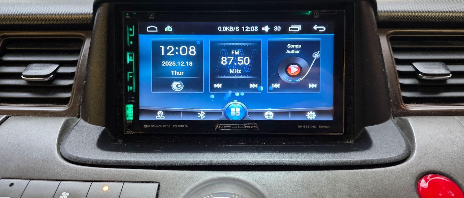 Used Honda Stepwagon 2016 for sale - 77016671: Photo 12