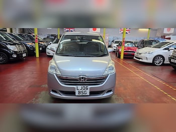 Used Honda Stepwagon 2006 for sale - 77016671: Photo