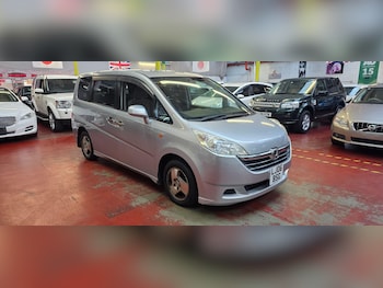 Used Honda Stepwagon 2006 for sale - 77016671: Photo