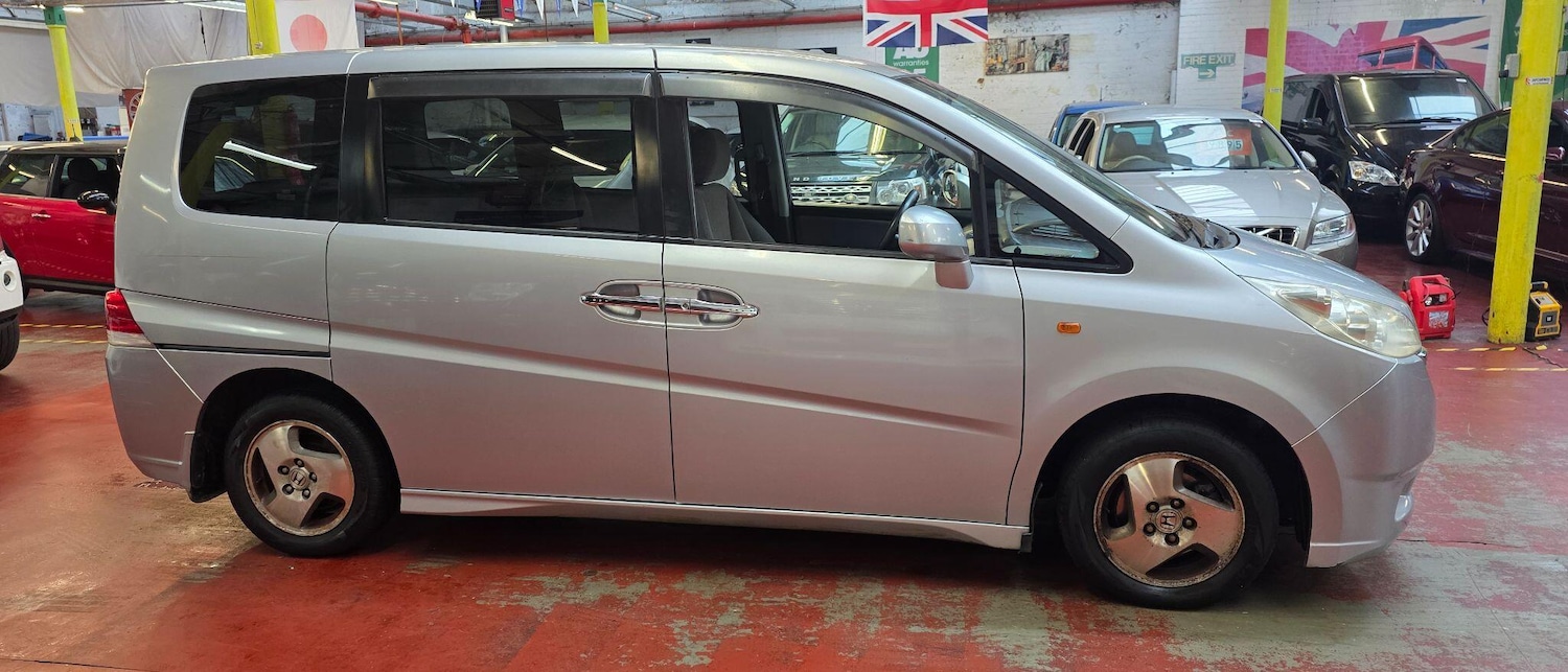 Used Honda Stepwagon 2016 for sale - 77016671: Photo 7