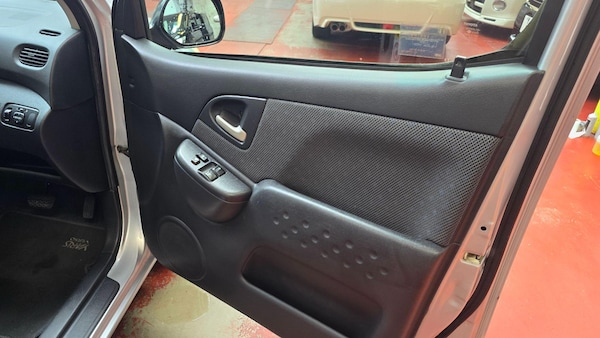 Used Toyota Yaris Verso 2004 for sale - 74777640: Photo 17