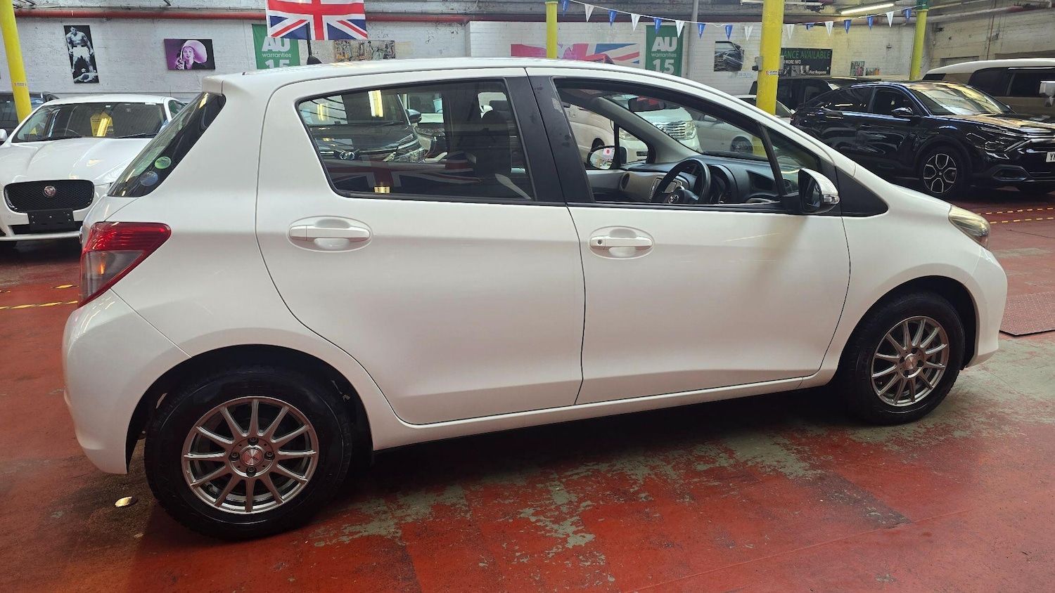 Used Toyota Yaris for sale - 77824887: Photo 25