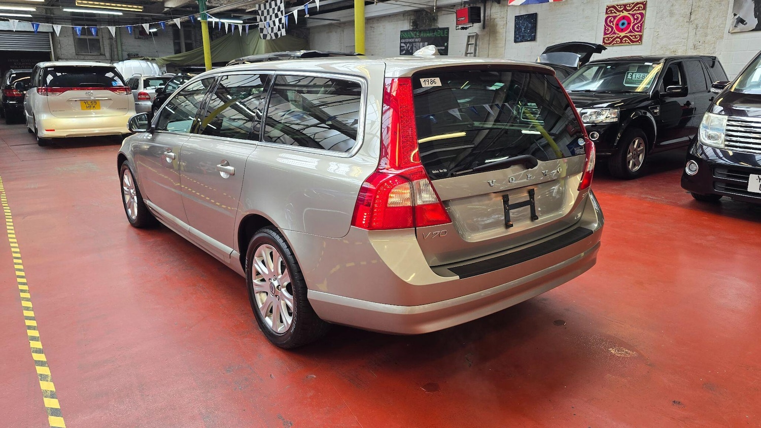 Used Volvo V70 2025 for sale - 76989671: Photo 33