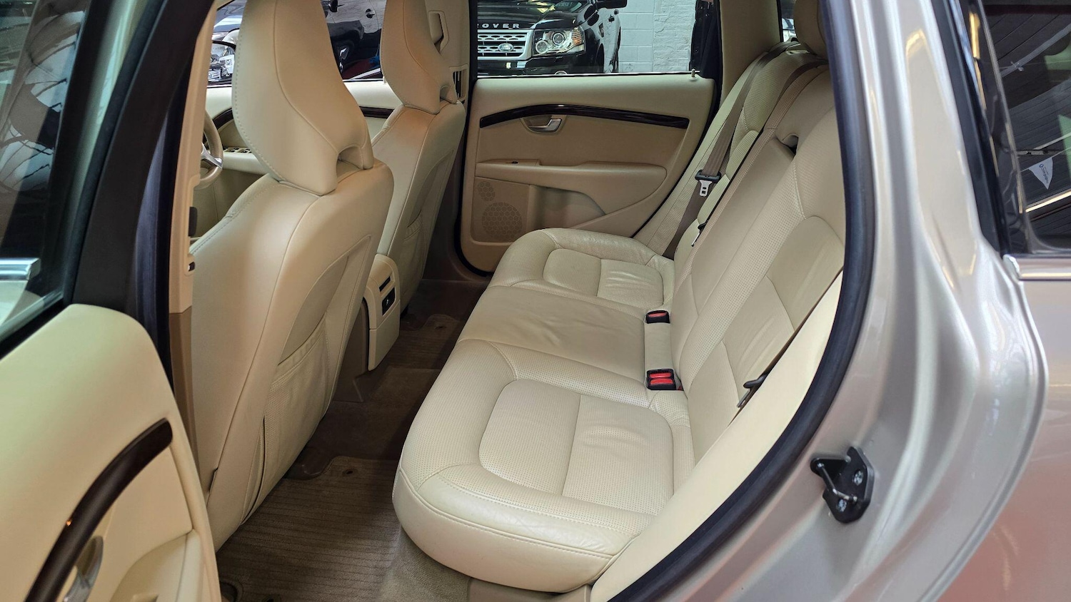 Used Volvo V70 2025 for sale - 76989671: Photo 6