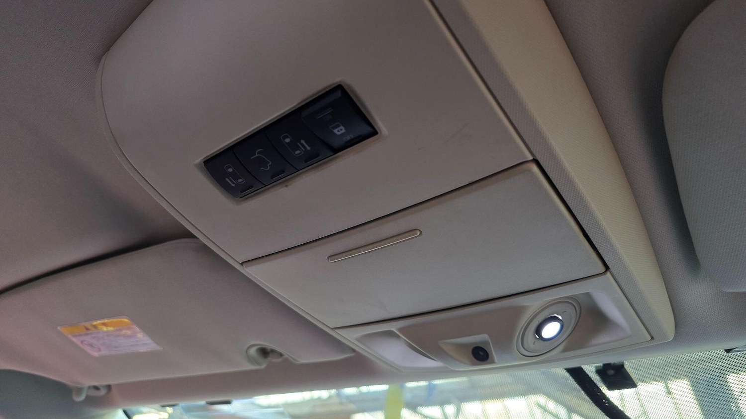 Used Chrysler Grand Voyager for sale - 74713181: Photo 25