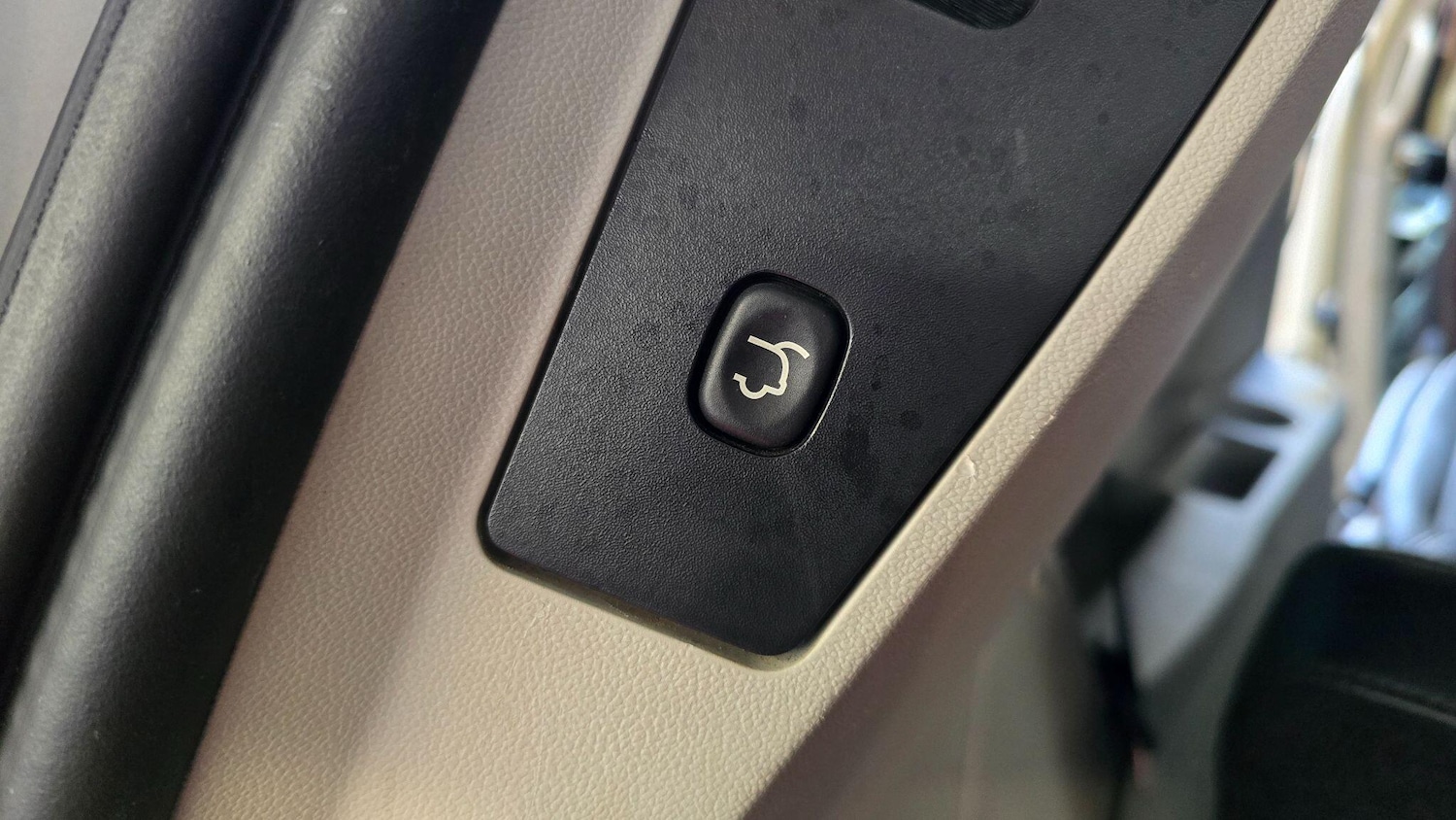 Used Chrysler Grand Voyager for sale - 74713181: Photo 28