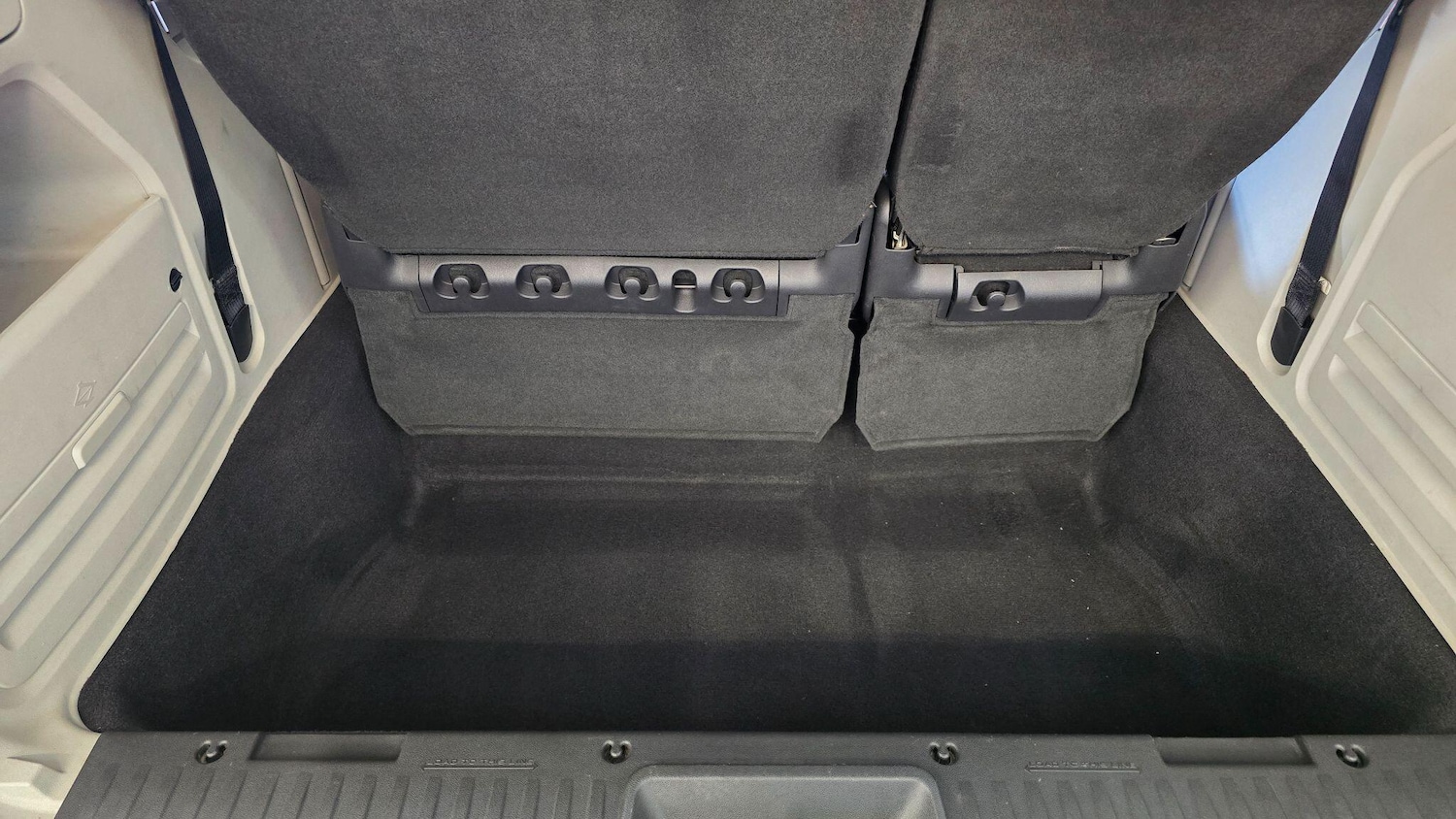 Used Chrysler Grand Voyager for sale - 74713181: Photo 33