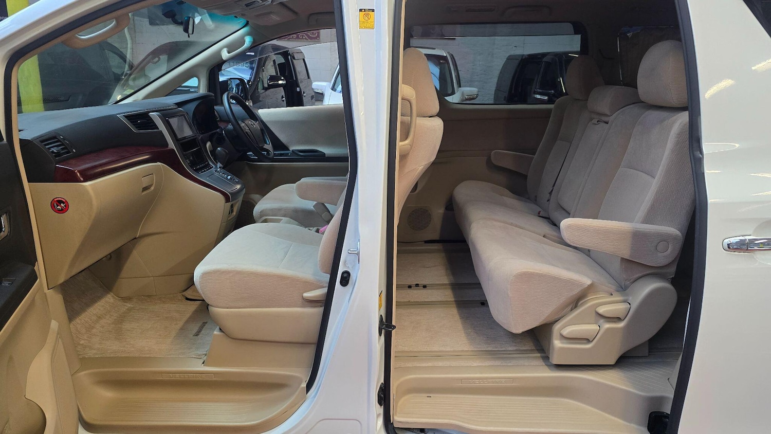 Used Toyota Alphard for sale - 77345502: Photo 22