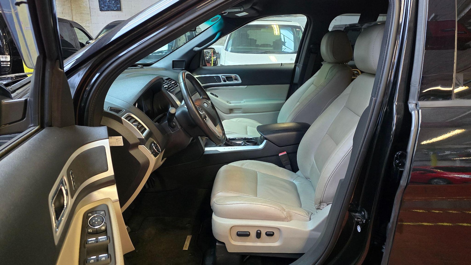 Used Ford Explorer for sale - 77440543: Photo 24