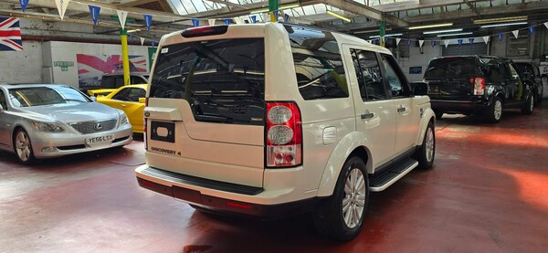 Used Land Rover Discovery 4 for sale - 72632695: Photo 3