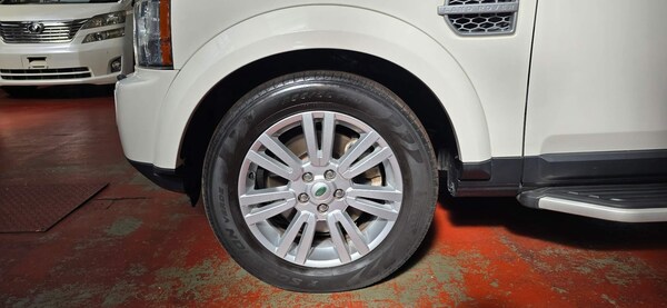 Used Land Rover Discovery 4 for sale - 72632695: Photo 51