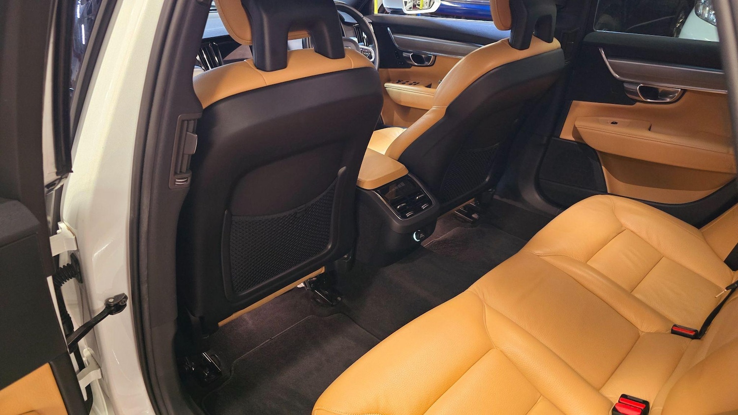 Used Volvo V90 2025 for sale - 76994908: Photo 11