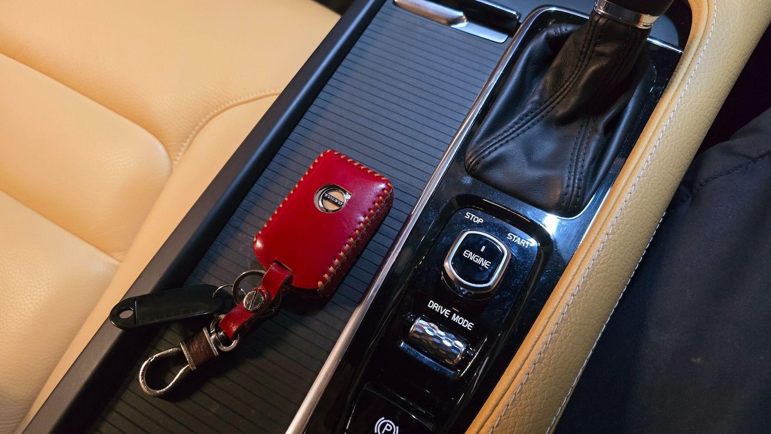 Used Volvo V90 2025 for sale - 76994908: Photo 24