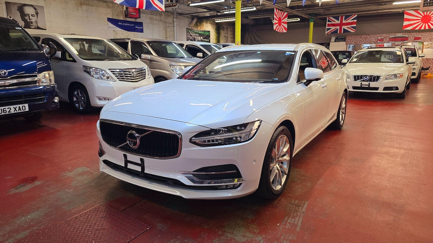 Used Volvo V90 2025 for sale - 76994908: Photo 47