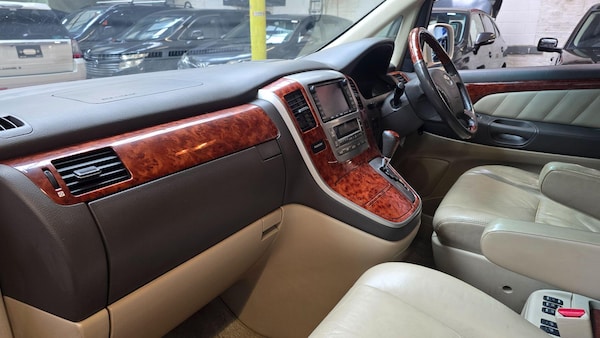 Used Toyota Alphard 2021 for sale - 76282676: Photo 18