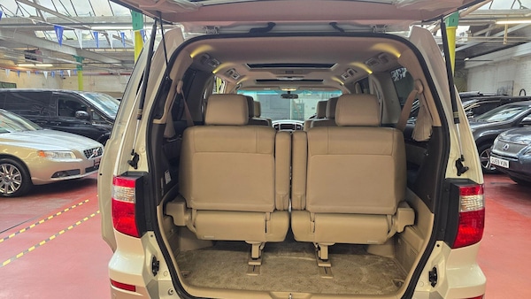 Used Toyota Alphard 2021 for sale - 76282676: Photo 24