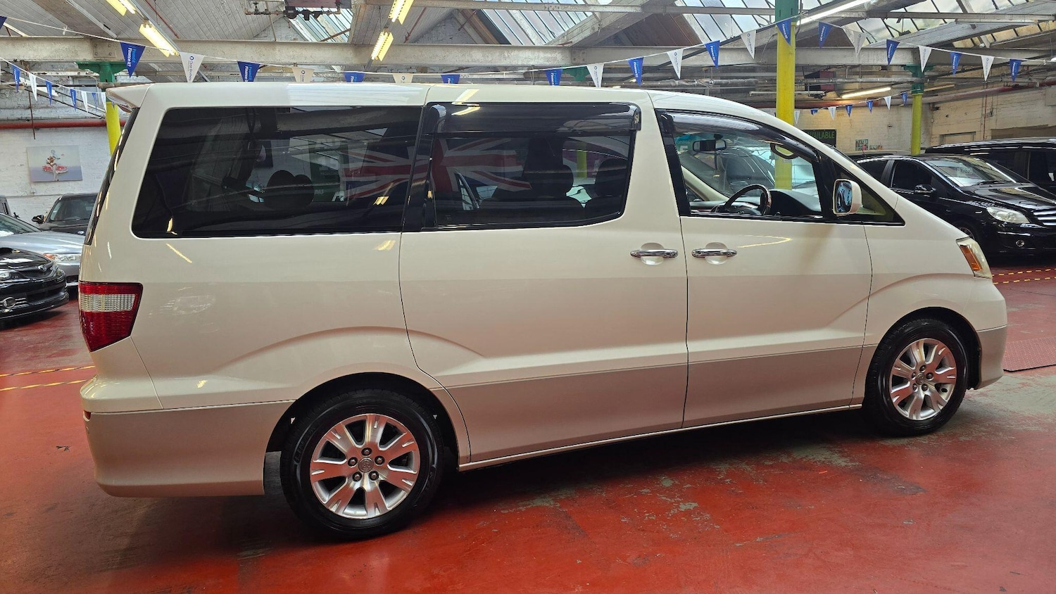 Used Toyota Alphard 2003 for sale - 76282676: Photo 29