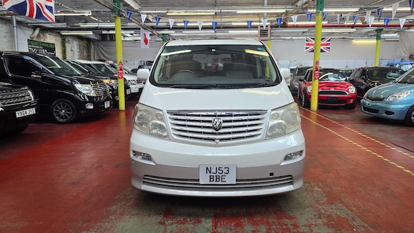 Used Toyota Alphard 2021 for sale - 76282676: Photo 2