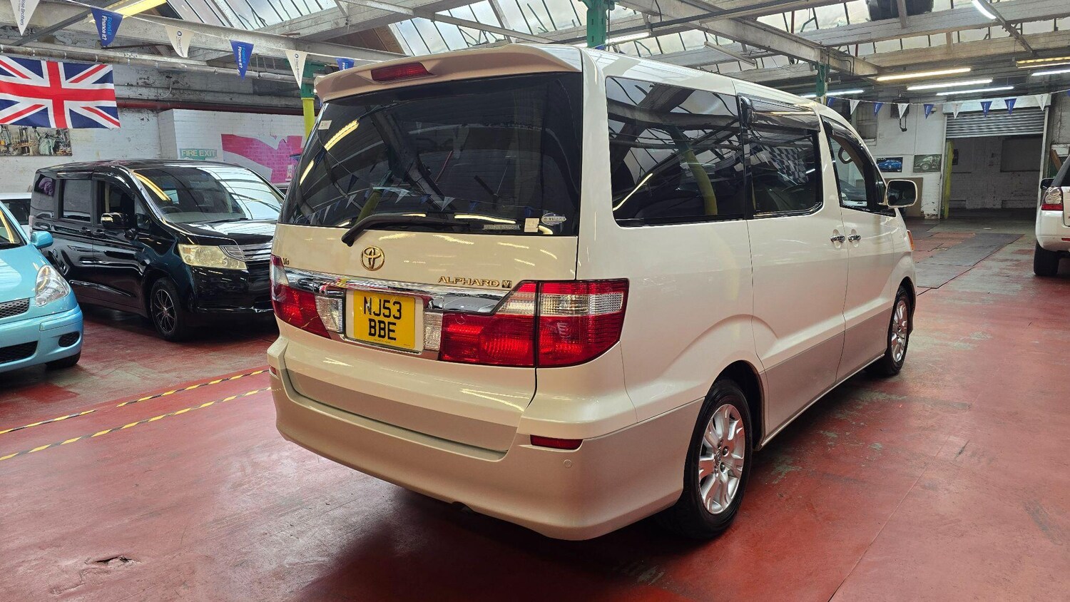 Used Toyota Alphard 2003 for sale - 76282676: Photo 31