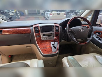 Used Toyota Alphard 2003 for sale - 76282676: Photo