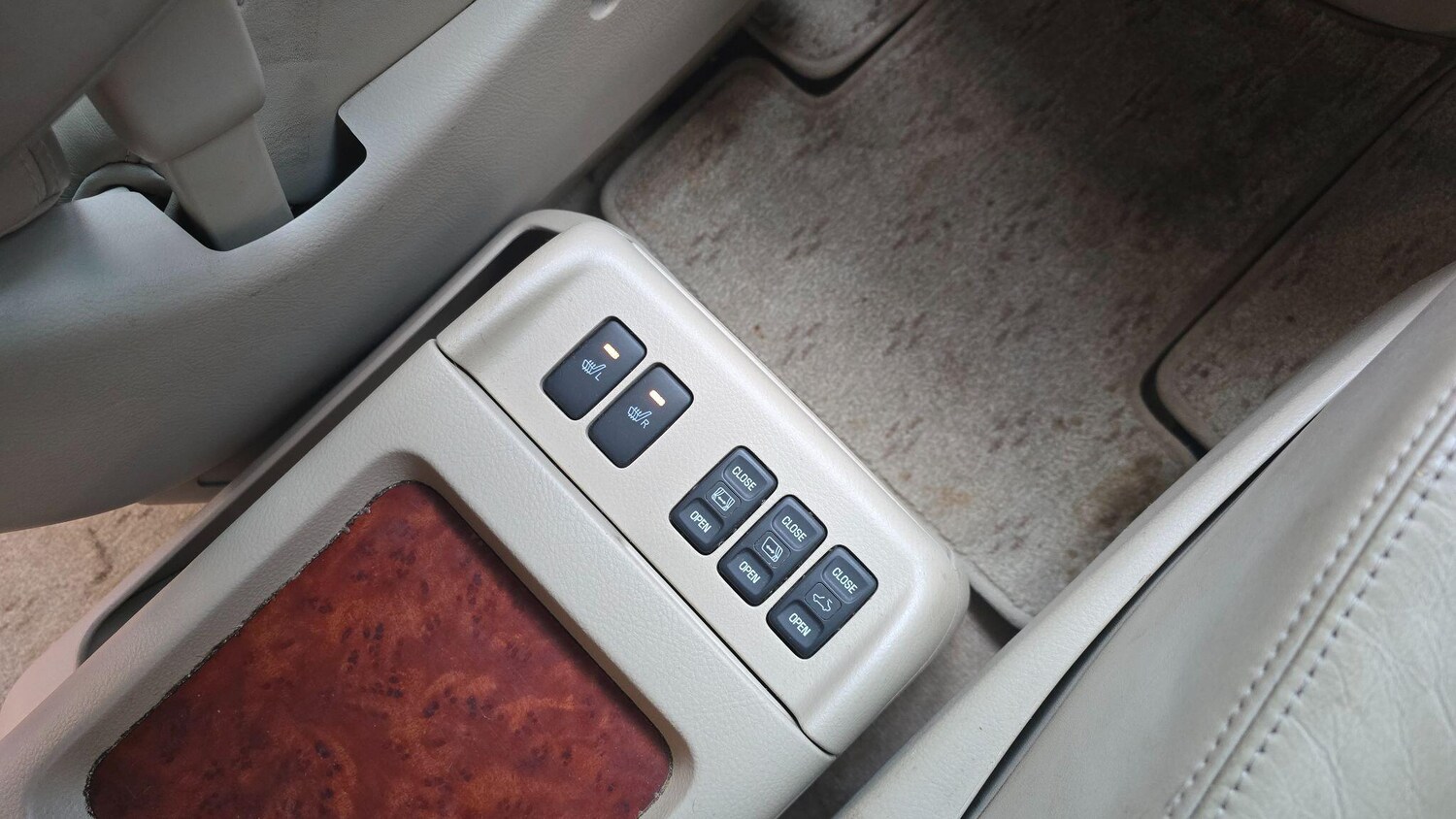 Used Toyota Alphard 2003 for sale - 76282676: Photo 9