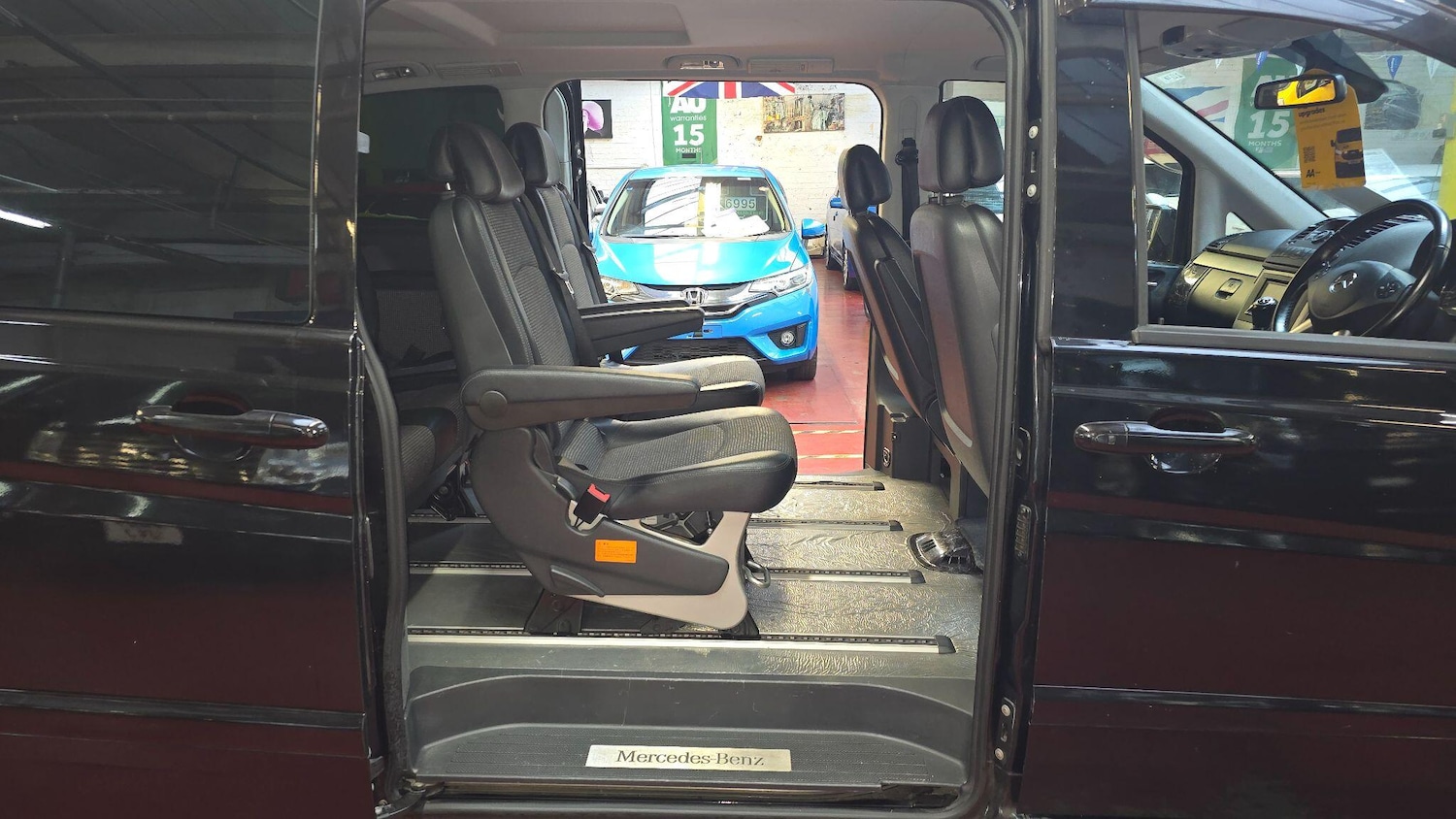 Used Mercedes-Benz V-Class for sale - 77468392: Photo 11