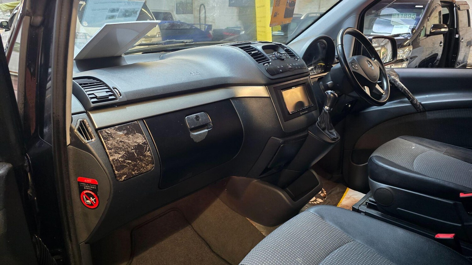 Used Mercedes-Benz V-Class for sale - 77468392: Photo 12