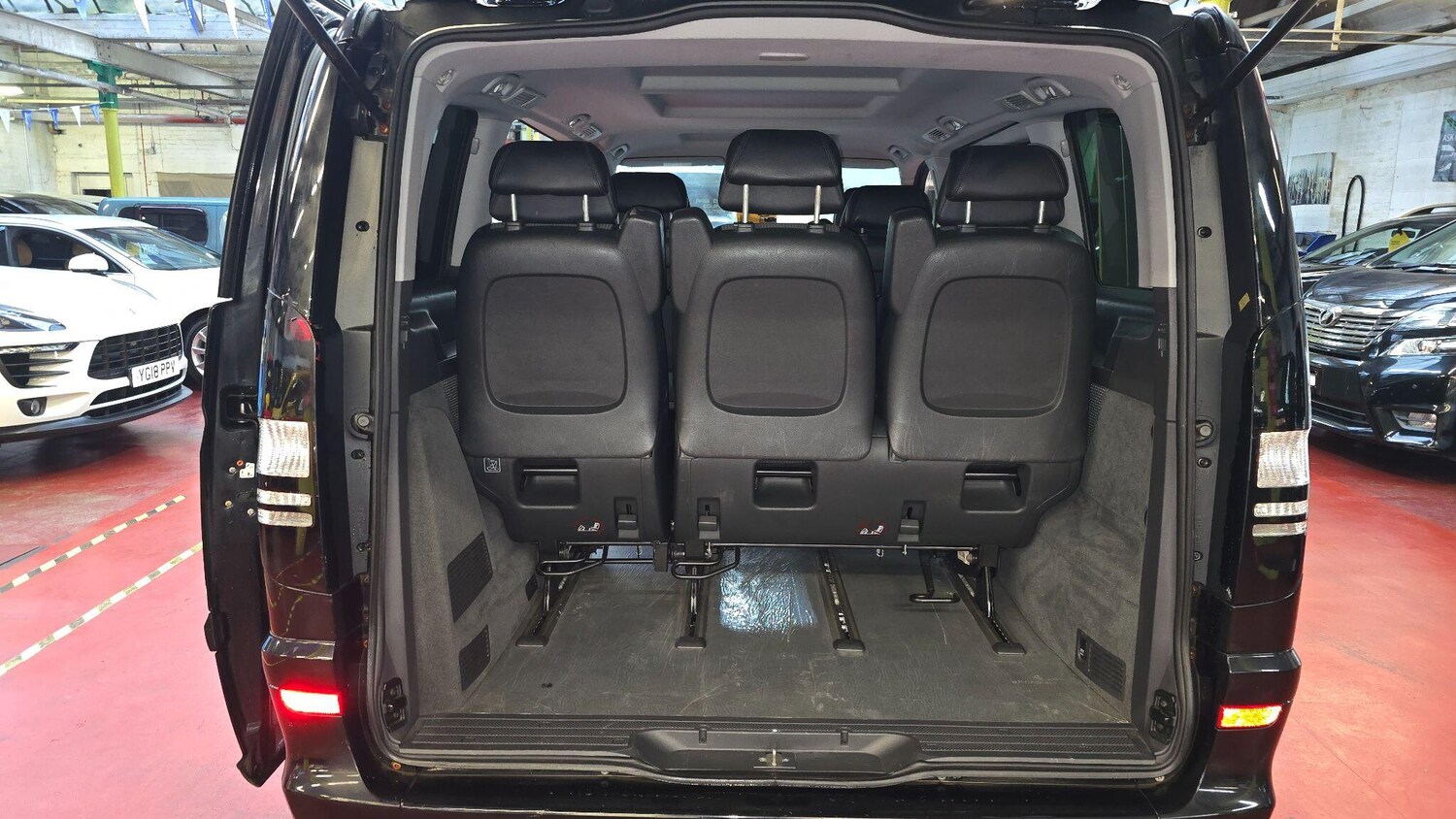 Used Mercedes-Benz V-Class for sale - 77468392: Photo 16