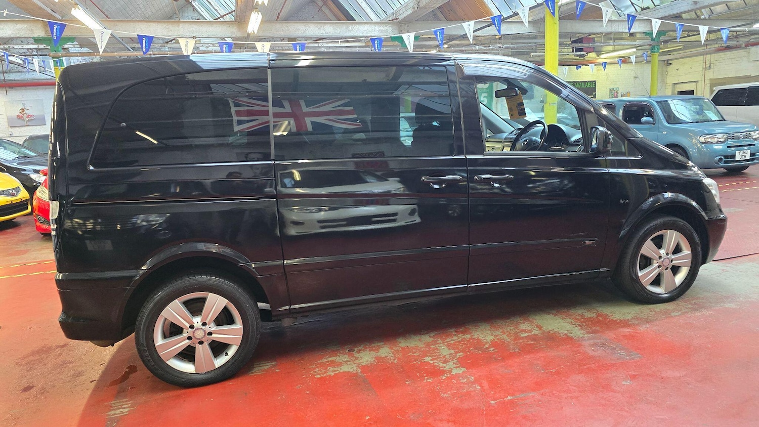 Used Mercedes-Benz V-Class for sale - 77468392: Photo 25