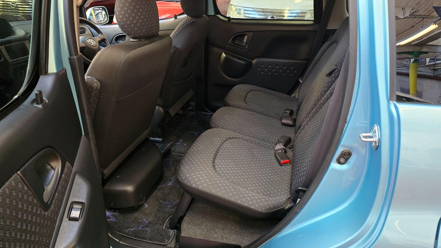 Used Toyota Yaris Verso 2004 for sale - 76408851: Photo 15