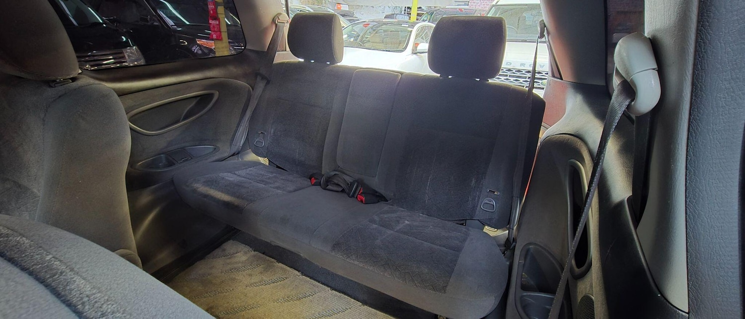 Used Toyota Previa 2013 for sale - 77016685: Photo 11